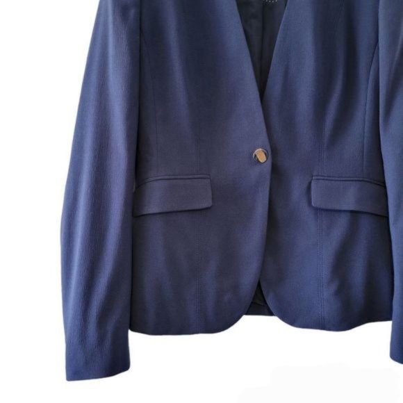 Hugo Boss Virgin Wool Blazer Navy Blue Size 6. - Picture 5 of 11